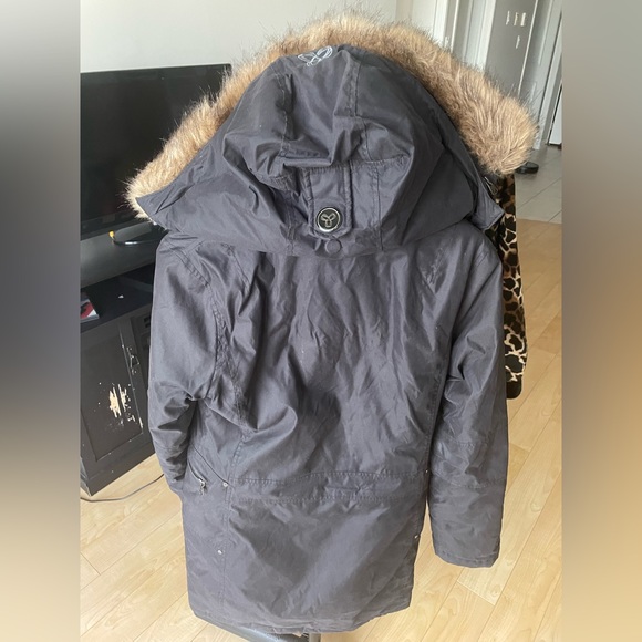 TNA Verbier Vegan Parka - Picture 2 of 15
